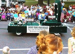 Thomasville Rose Festival Parade