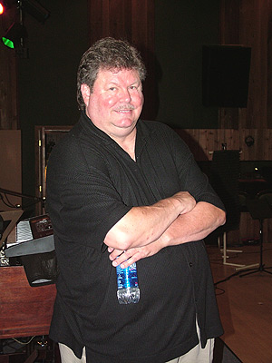 Eddie Middleton - Vocals